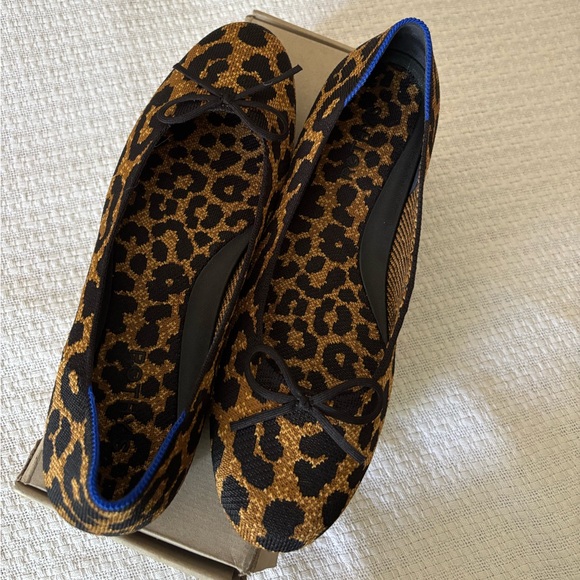 Rothy's Shoes - 🌻HOST PICK🌻New in box Rothy's Classic Leopard Print Flats